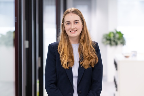 Dr Abigail Barker-Mountford